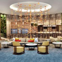 DoubleTree by Hilton Chicago Magnificent Mile