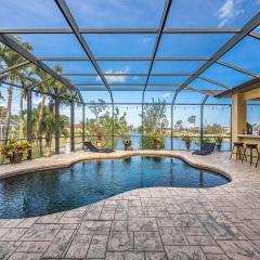 Fresh Water Canal, Kayaks, Heated Pool - Villa Windows on the Water - Roelens Vacations