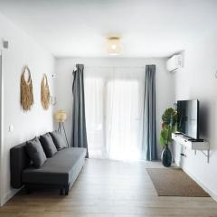 Playa, piscina y relax en este coqueto apartamento en Nerja