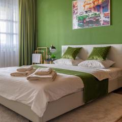 MooToo Central Flat One