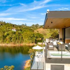 Espectacular Villa en Guatapé con jacuzzi en frente de la represa