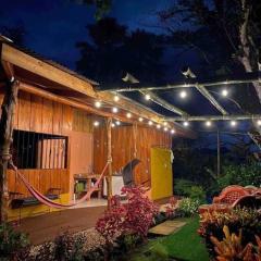 Cabin in La Fortuna : Ceiba Eco Container