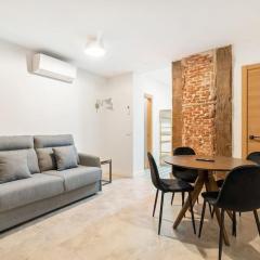 Nice flat in Lavapiés at street level S23A