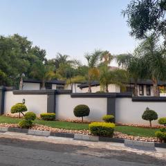 Bridgelamour Accommodation