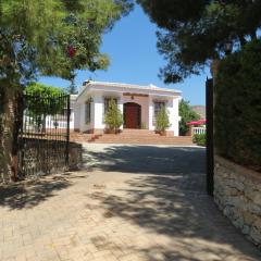 Luxury Villa La Era