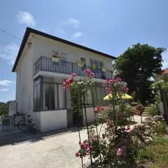 House Periska