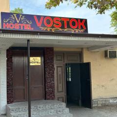 Hostel Vostok возможно размещение пар без ЗАГСа