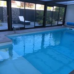 chambre d'hote dans villa avec piscine