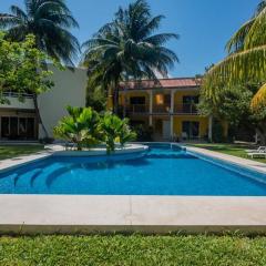 Marysol private beach D12 next to nomads