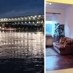 Danube Riverside Apartment with quite workplace