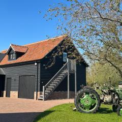 The Old Piggery, Cart Lodge in Newbourne