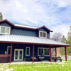 Mountain Cabin With Hot Tub. A Gem In The Forest!