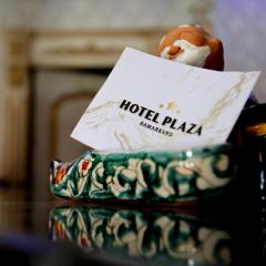 Hotel Plaza 777