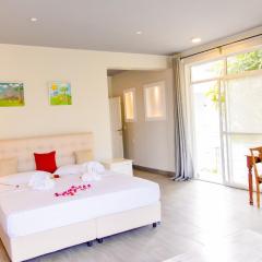 Modern 8 bedroom coastal villa by casa nostra