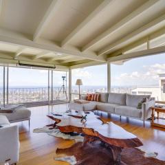 Breezy Honolulu Home Rental Ocean and Skyline Views