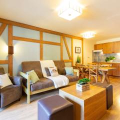 Appartement de 70 m² au centre-ville avec piscine, hammam, sauna et balcon bien exposé - FR-1-296-392