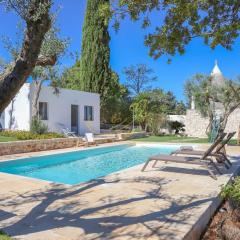 TD Trulli Tortorella with Nature Pool & Sauna