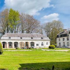 Chateau d'Humieres holiday cottage