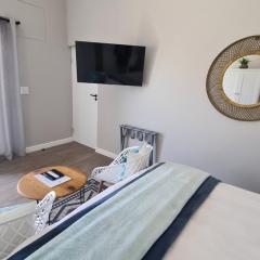 Studios@638 De La Haye