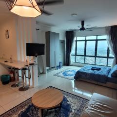 MHA 26 EVO SUITE SOHO BANDAR BARU BANGI FREE NETFLIX N WIFI