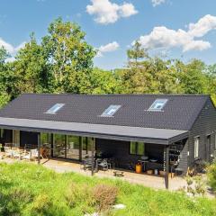 10 person holiday home in Ebeltoft-By Traum