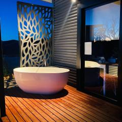 Celestine - 1 Bed Cabin with Outdoor Bath - Kundalini Lodge