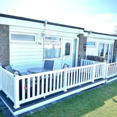 Classic Seaside Holiday Home in Hemsby