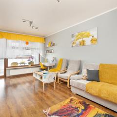 Comfortable Wojskowa Apartment by Noclegi Renters