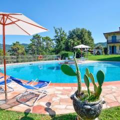 Stunning Home In Camaiore With Outdoor Swimming Pool