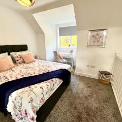 Salford Townhouse 3 BR Home