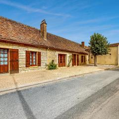 Beautiful Home In St Pierre Deyraud With 3 Bedrooms, Private Swimming Pool And Outdoor Swimming Pool