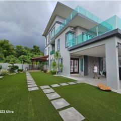 Luxurious Home Villa , Ipoh with Karaoke, Snooker for 15-20 pax