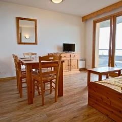 Appartement Chamrousse, 2 pièces, 6 personnes - FR-1-549-5