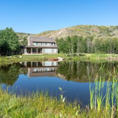 Tranquil Wyoming Cabin Near Uintas - 105 Acres!