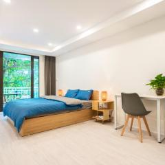 Holly's Fika Studio-Projector-Balcony-Old Quarters