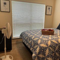 Select Luxurious 1 Room 1 king-sized Bed in Fresno Texas