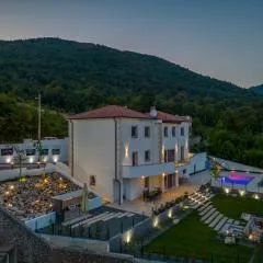 "Carrera", Luxury villa with private pool near Opatija