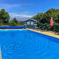Beautiful Home In Eanc With 3 Bedrooms, Wifi And Outdoor Swimming Pool
