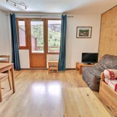 Confortable 2 Pièces, Skis aux Pieds, Proche Commerces - FR-1-182A-41