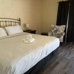 JI5, King Guest Room at the Joplin Inn at entrance to the resort Hotel Room