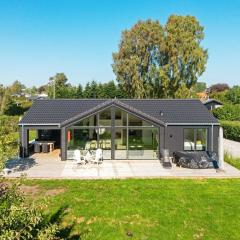Family Holiday Home in Juelsminde