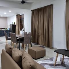 Michelle Harmonia Homestay 2A4 Four Bedrooms corner unit