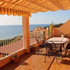 Great sea view, pool & parking