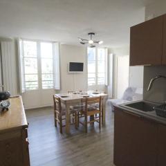 Appartement Bagnères-de-Luchon, 2 pièces, 6 personnes - FR-1-313-226