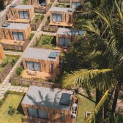 LalaGalu - Beachfront EcoCabins