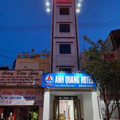 ANH QUANG HOTEl ĐỒNG VĂN