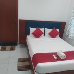 RK GRAND LUXURY AC ROOMS