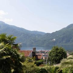 Mamma Ciccia Holiday Home - Mountains & Lake
