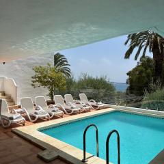 Stunning Villa with Sea views & Jacuzzi