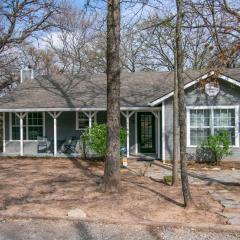 Shoreline Cottage by Lake Texoma 1700sq 2 bedroom 2 bath plus bonus room with Ping Pong Table and Firepit